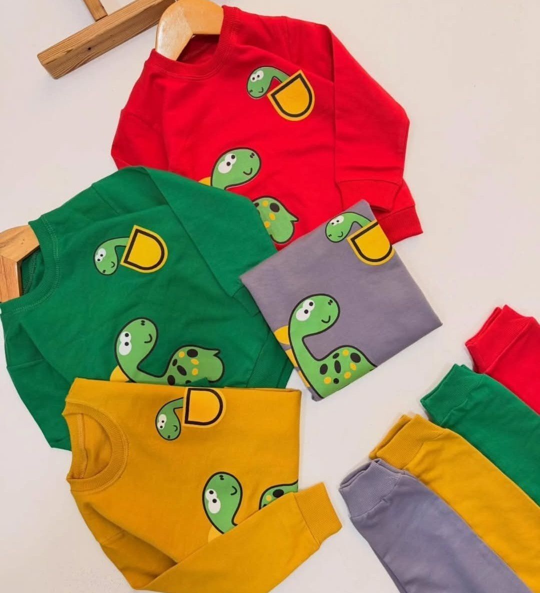 ست دایناسور مهربون