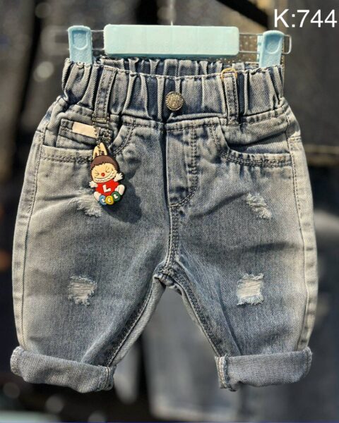 شلوار جین نقلی